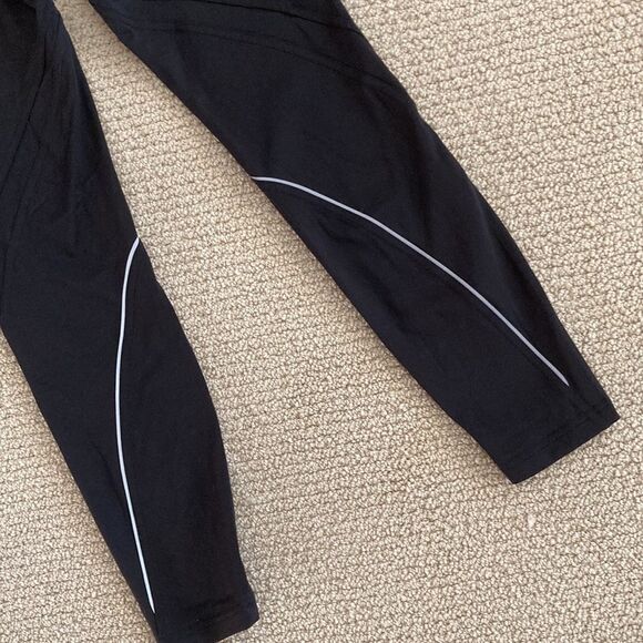 NEW LULULEMON Chasing Miles Tight MR 25" Leggings Nulux Fast Free Size 4 NWOT - Picture 13 of 14